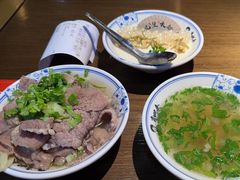 -肖四女乐山跷脚牛肉(南汇大学城生活广场店)