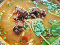 -肇兴特色牛肉粉