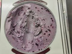 蓝莓品脱冰淇淋-哈根达斯(SM店)