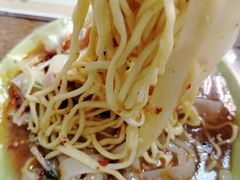 -艾力江和田馕坑烤肉店