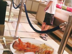 -大中华希尔顿酒店-念自助餐·嗨啤·小龙虾