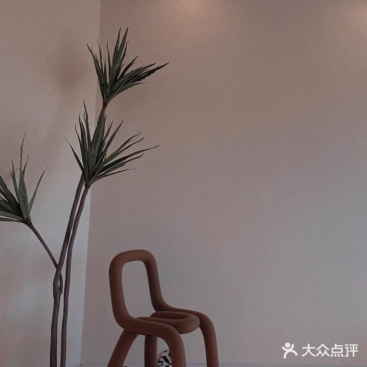 这家青岛洞穴海景民宿太上头‼️ 200块躺看大海