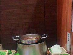 -独食火锅·半米屋台(直营总店)