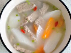 -优护佳医护级月嫂(和睦家浦西店)