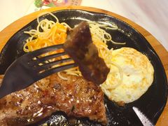 -豪客来牛排(中央花苑店)