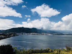 -大理洱海龙湾假日酒店