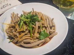 -东口码头·烧鸽子·鱼头泡饼·地方菜(金鹰悦城店)