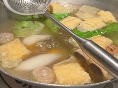 -左庭右院鲜牛肉火锅(金山万达店)