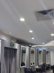 -八佰伴8008星级形象店