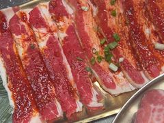 -草家酱蟹炭火烤肉店(珲春南路二店)