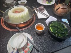 -得意咚瓜·顺德鱼生·冬瓜火锅(深圳首店)