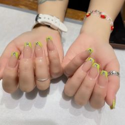-Nail Me美甲美睫