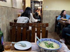 -东大桥小国抻面烧烤(长通路店)