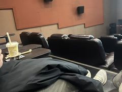 -华谊兄弟影院(IMAX洋桥店)