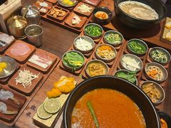 -银米·云南传统过桥米线(双廊黑金冠店)