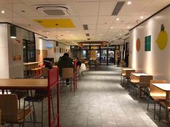 大堂-麦当劳(三星城首创奥莱店)