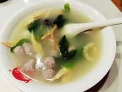 生汆丸子汤-子午路张记肉夹馍(小寨西路店)