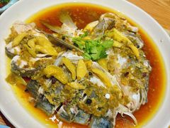 剁椒鱼头-老妈私房鱼头(欧洲城店)