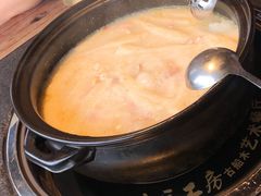 -大匠工房古船木艺术餐厅·猪肚鸡专门店(长白仙岛店)