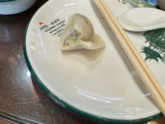 -东来菜馆•手抓海鲜家常菜•海鲜锅贴(鸽子窝店)