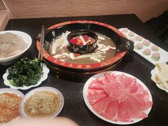 -三江两海老火锅(北京首店)