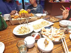 -蚝堡海鲜·威海菜·海肠捞饭·烧烤·亚洲吃蚝公司(幸福门店)