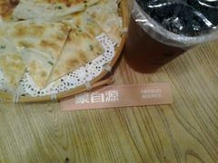 -蒙自源过桥米线(红谷滩万达店)