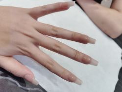 -悦指间美甲美睫