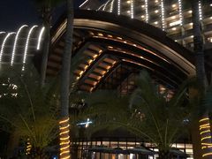 -三亚湾海居铂尔曼度假酒店