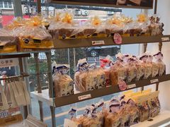 -85度C(生甜甜圈研究工坊·上海平凉店)