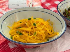 蟹黄咸蛋土豆丝-荆九爷桥头三嫩(龙阳广场店)