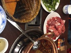新鲜的蔬菜-银同牦牛肉火锅