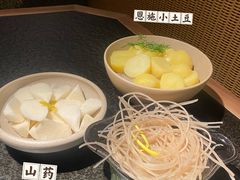 -三出山火锅(南京万象天地店)
