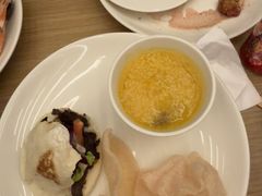 -怡咖啡海鲜自助餐厅(浦东香格里拉店)
