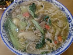 -邱芳粉店(迎宾大道旗舰店)