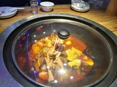 -山河屯铁锅炖(哈西站店)