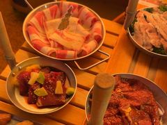 -叽叽扎扎烤肉场(生态城万达店)
