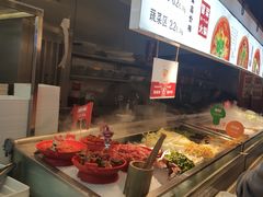 自助取餐区-成都你六姐·牛肉冒菜(城市集市合生汇店)