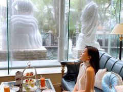 靠窗位-深圳威尼斯英迪格酒店-邻芙花廊下午茶·NINFA GALLERY·蛋糕·咖啡