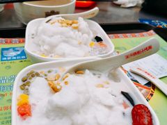 -海口骑楼小吃街