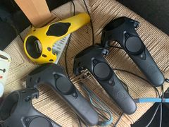 -VR 间客漫·PS电玩·虚拟现实包间游戏电竞(街道口店)