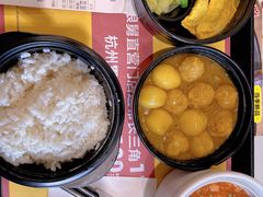 咖喱味狮子头-老娘舅餐厅(黄龙体育中心店)