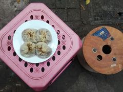 -严氏重油烧麦(民权路店)