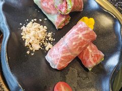 澳洲和牛生牛肉和牡丹虾越式春卷-老乾杯和牛烧肉(王府中环店)