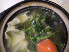 -小许三鲜砂锅馄饨店(家多乐烟酒店)