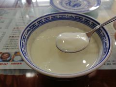 -赵记传承特色牛奶甜品(泉城广场店)
