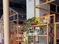 -渝信川菜 · 川味家常菜(财富购物中心店)