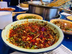 -马路边边麻辣烫联盟路店