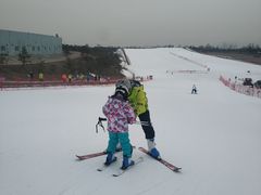 -华彬猛犸滑雪场