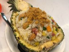 菠萝炒饭-鹿港小镇(金虹桥国际中心店)
